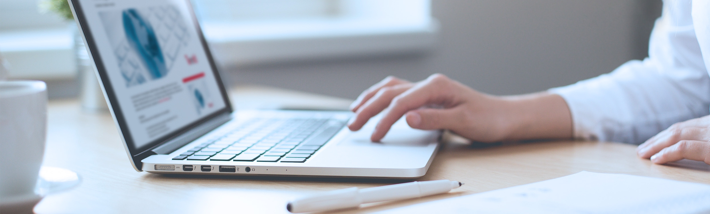 Aktenordner und Verträge